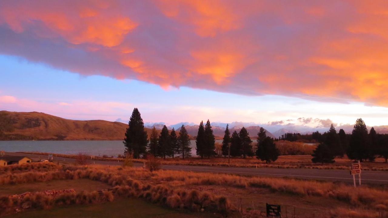 Lake Views At Antler Lodge Lake Tekapo Buitenkant foto